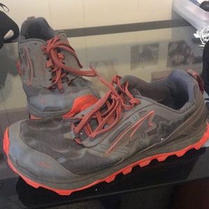 Men’s Altra Lone Peak 4 Shoes - 11, barely used